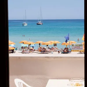  Appartamento Coryna 4 Posti Letto Sul Mare